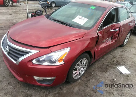 2015 Nissan Altima 2.5 S from USA, damaged, VIN 1N4AL3AP3FC140789